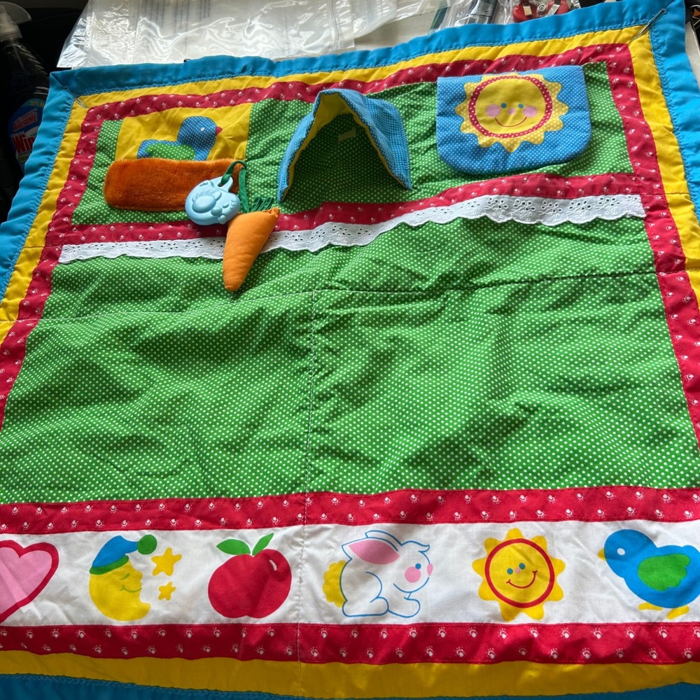 Vintage 80s Playschool baby fold and go Play Mat Sensory Activity Quilt Farm A‎